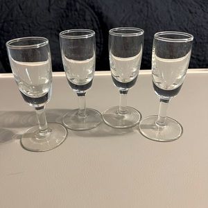 Mini champagne glasses
